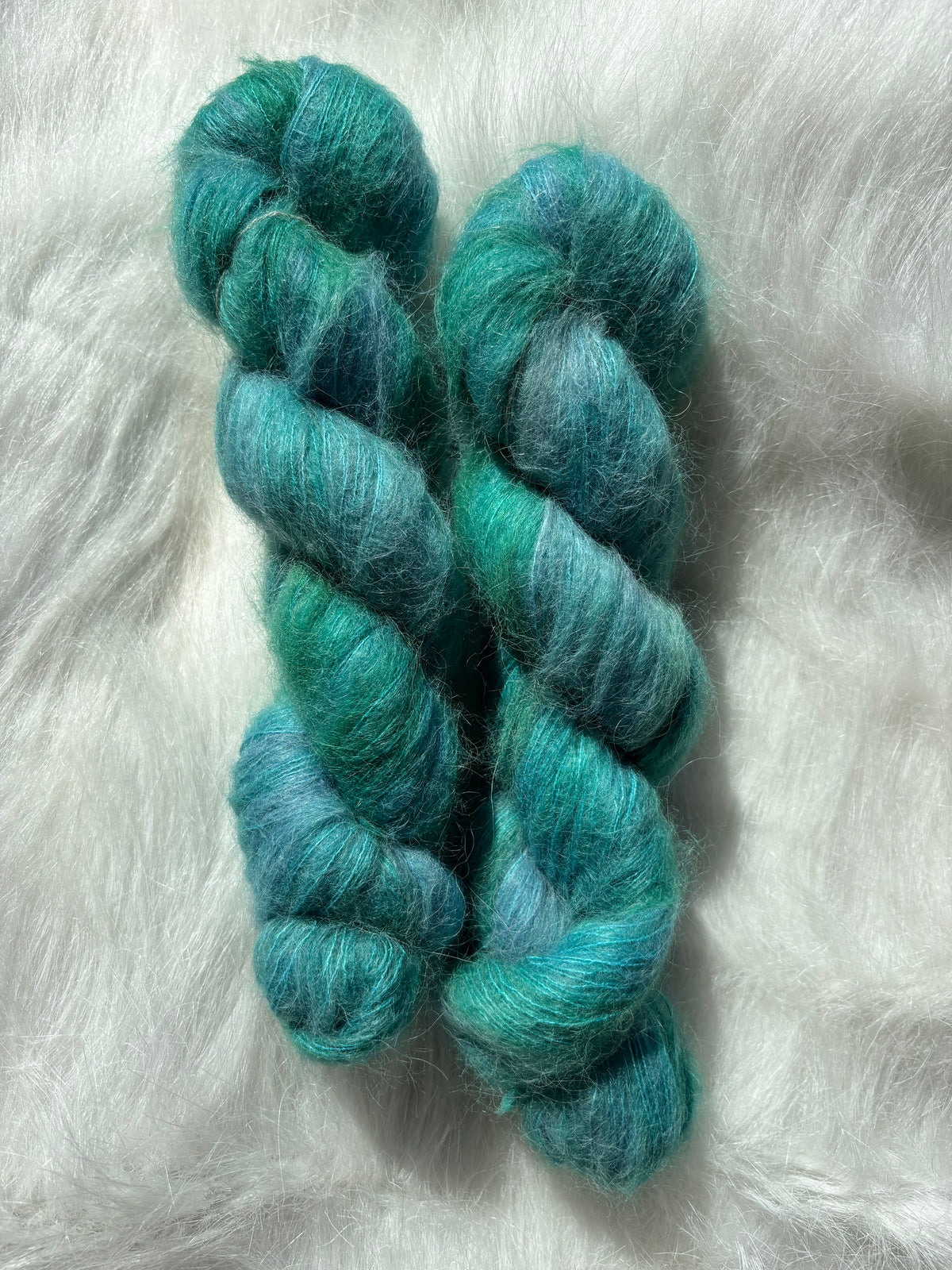 Lace Suri Silk Halo