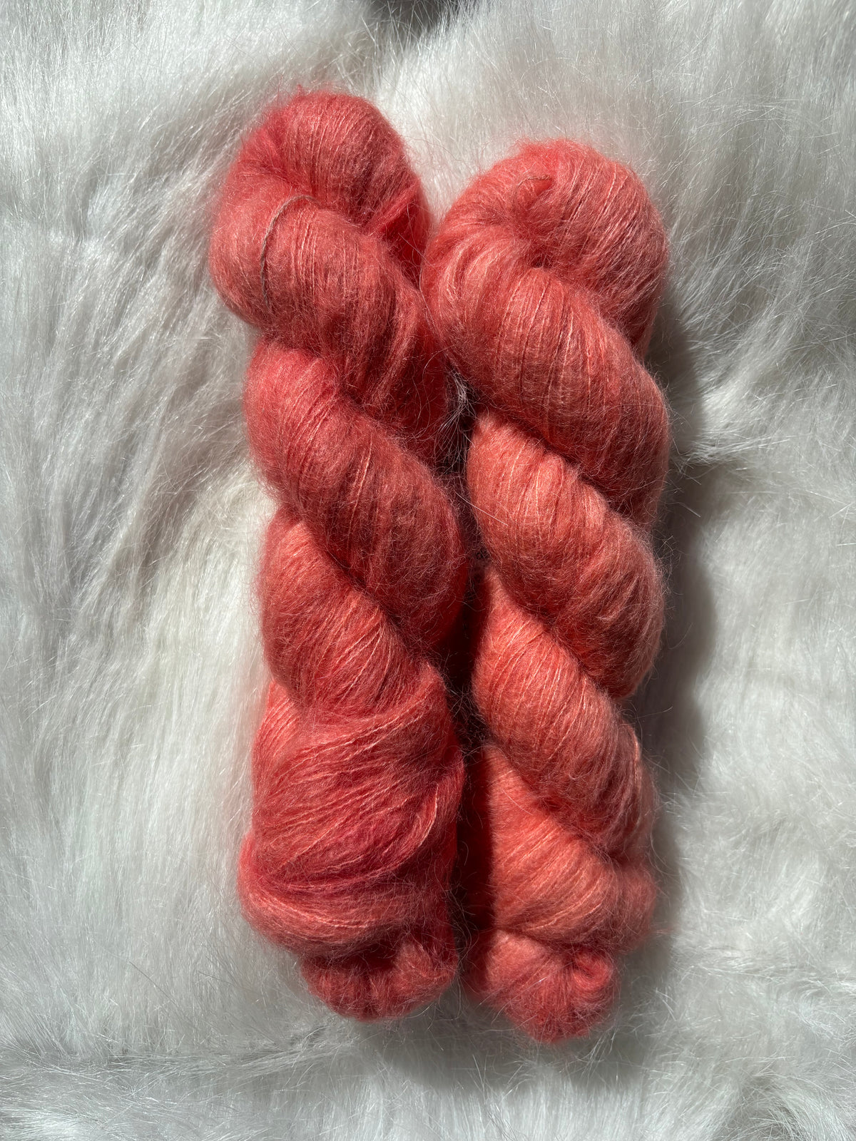 Lace Suri Silk Halo